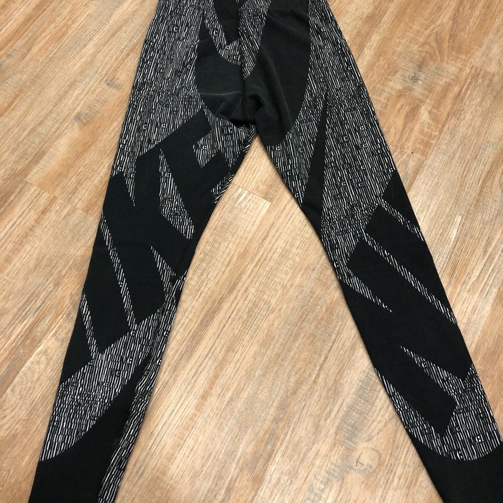 Nike Workout Leggings - S